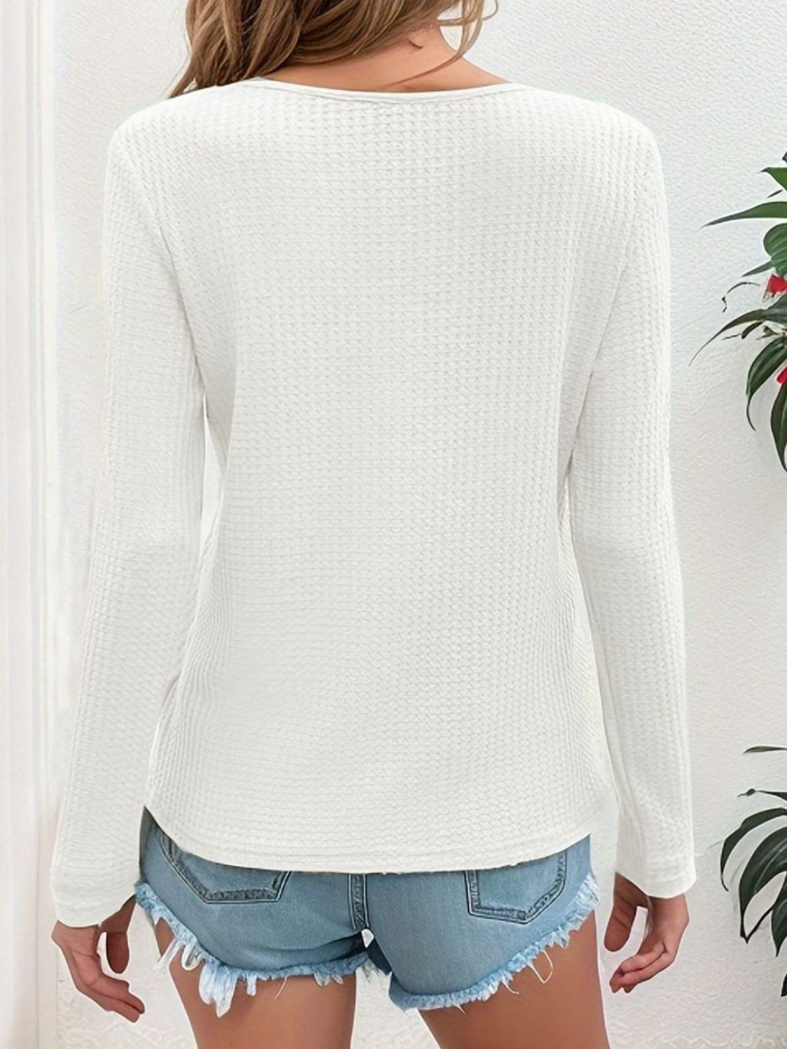 Waffle-Knit V-Neck Long Sleeve Top - LACEDUPED