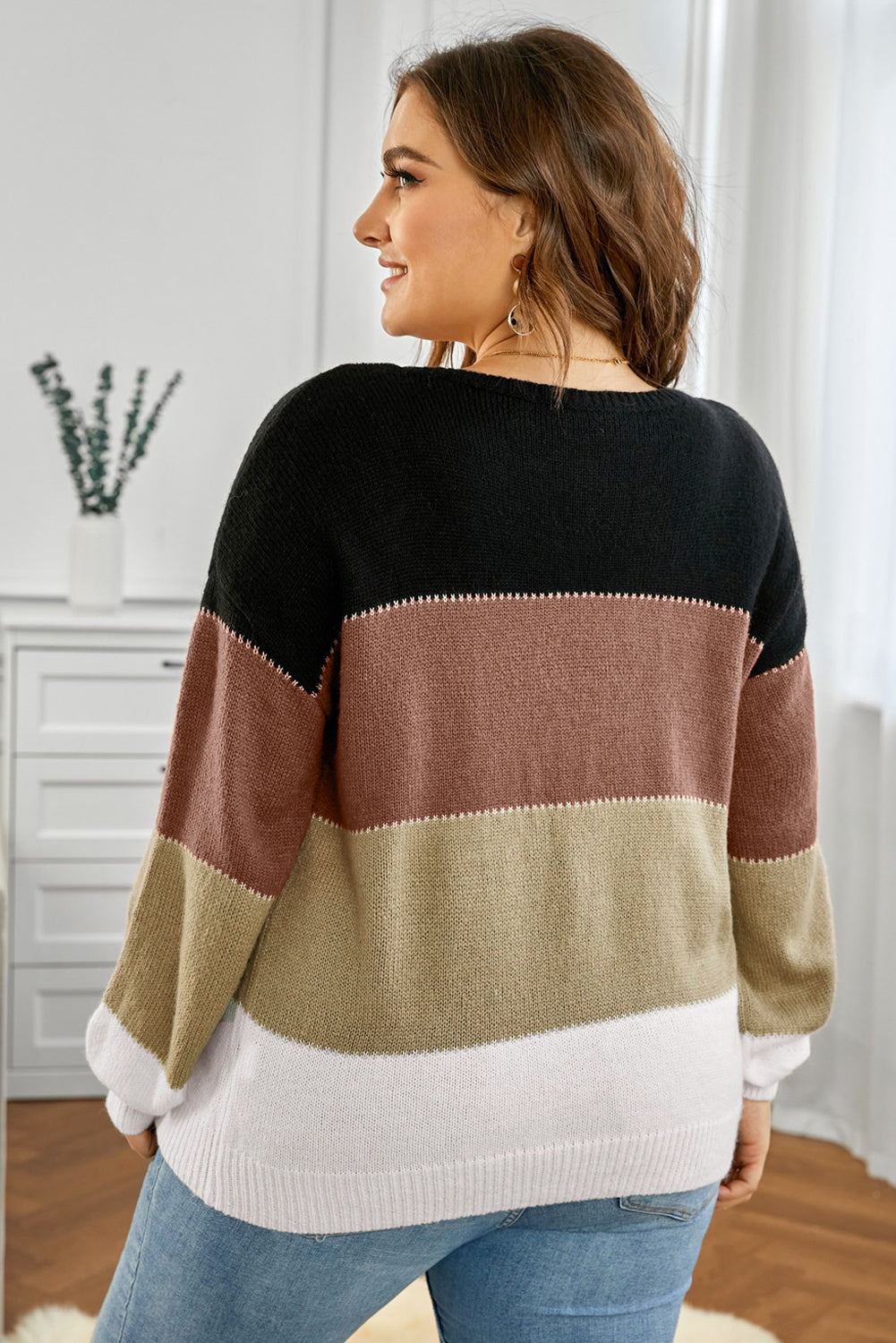 Plus Size Color Block Round Neck Sweater