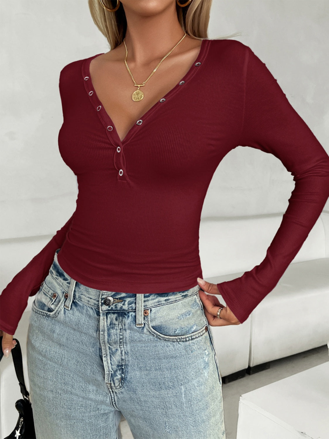 879c6bd0-6697-4049-a2ae-2a5453368089-Max