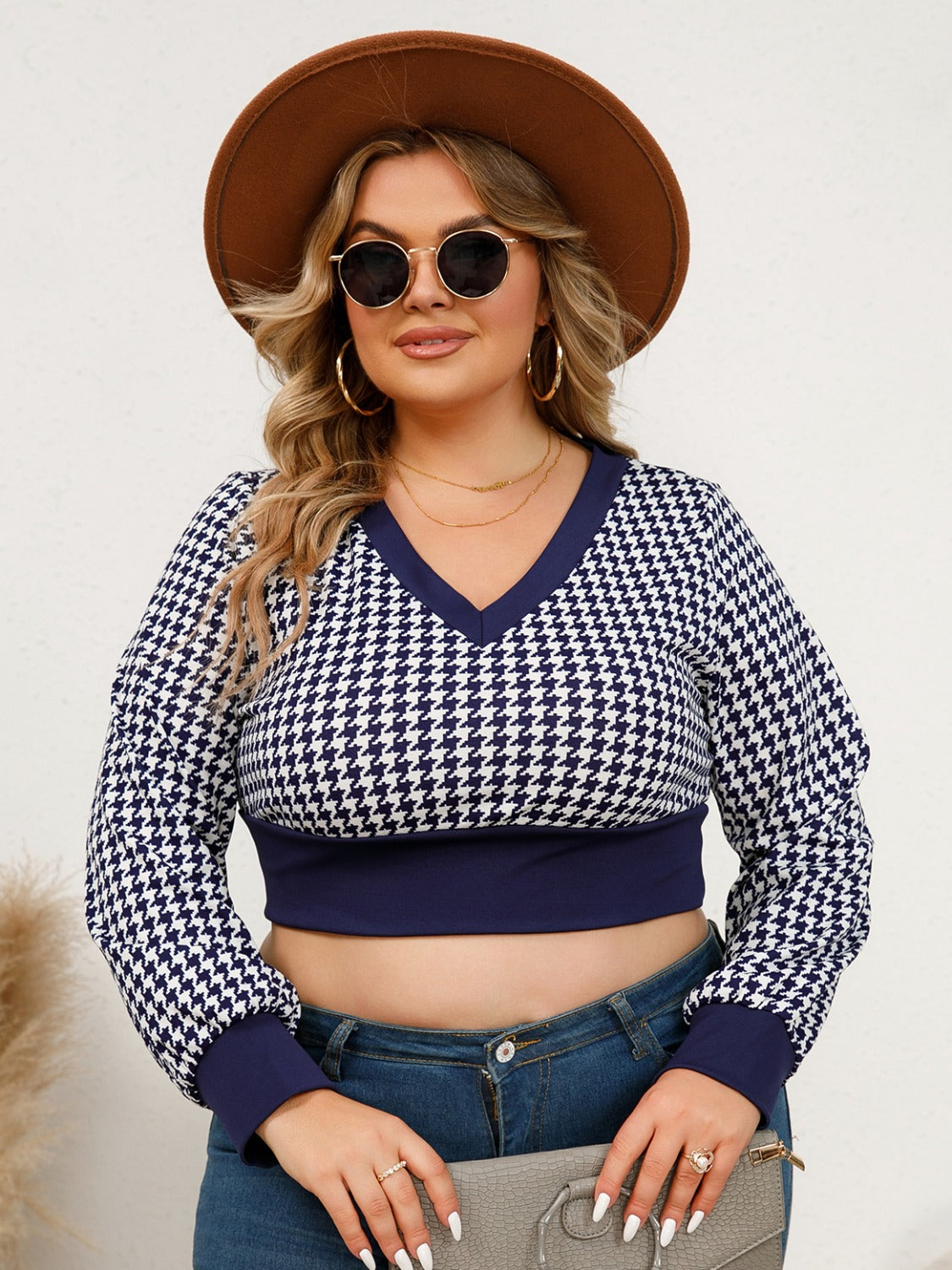 Plus Size Houndstooth V-Neck Long Sleeve Blouse