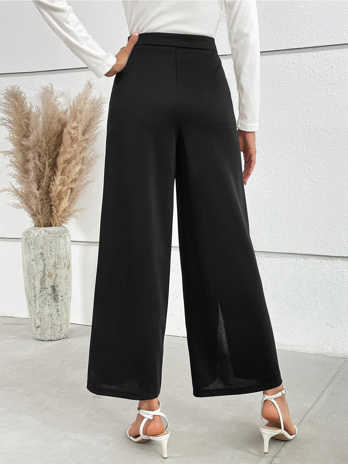 Chain Detail Slit Straight Pants - LACEDUPED