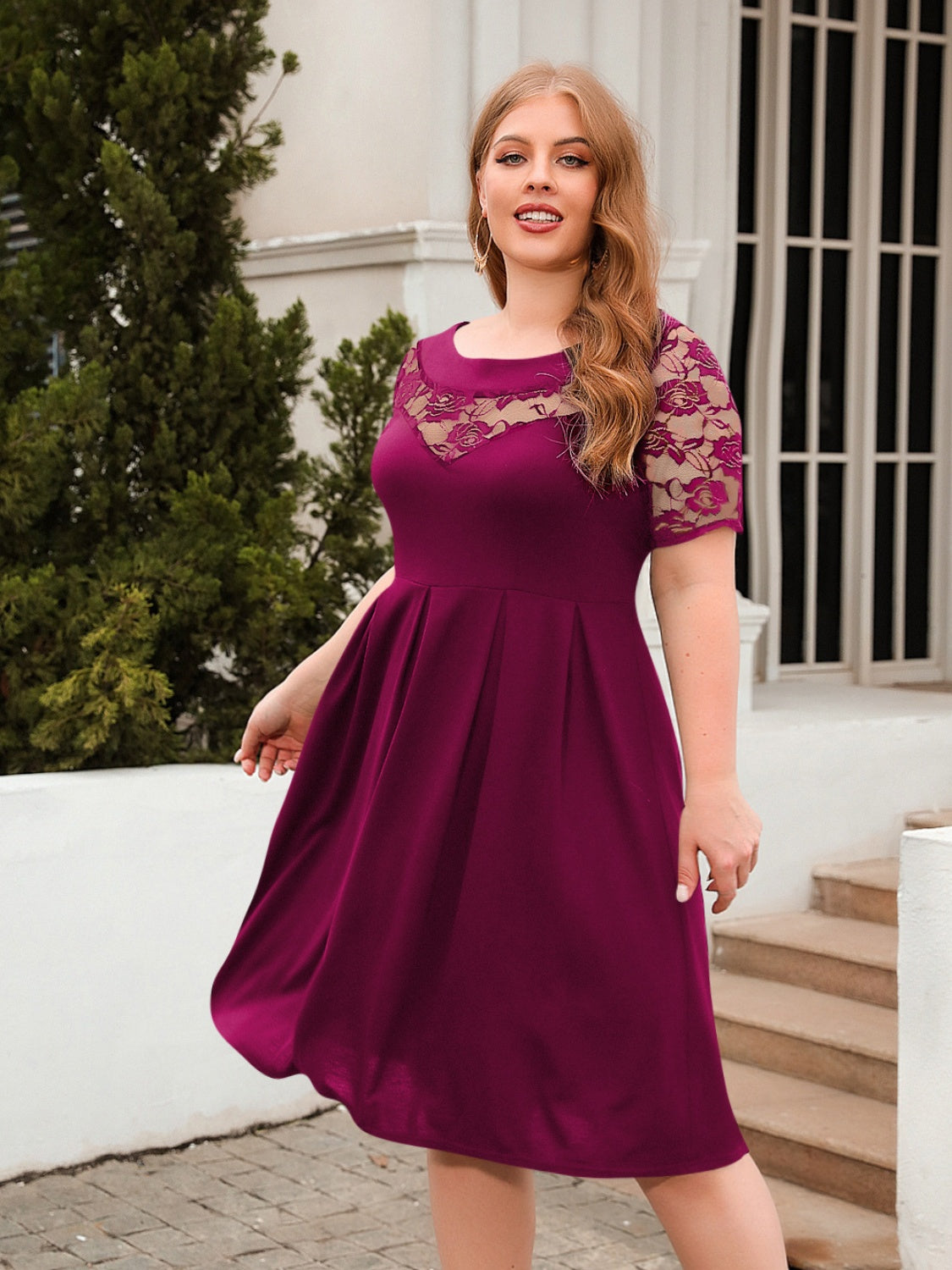 Plus Size Ruched Round Neck Short Sleeve Dress